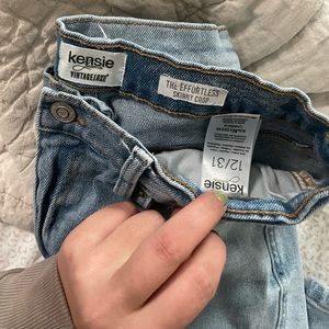 Kensie Cropped Ankle Jeans